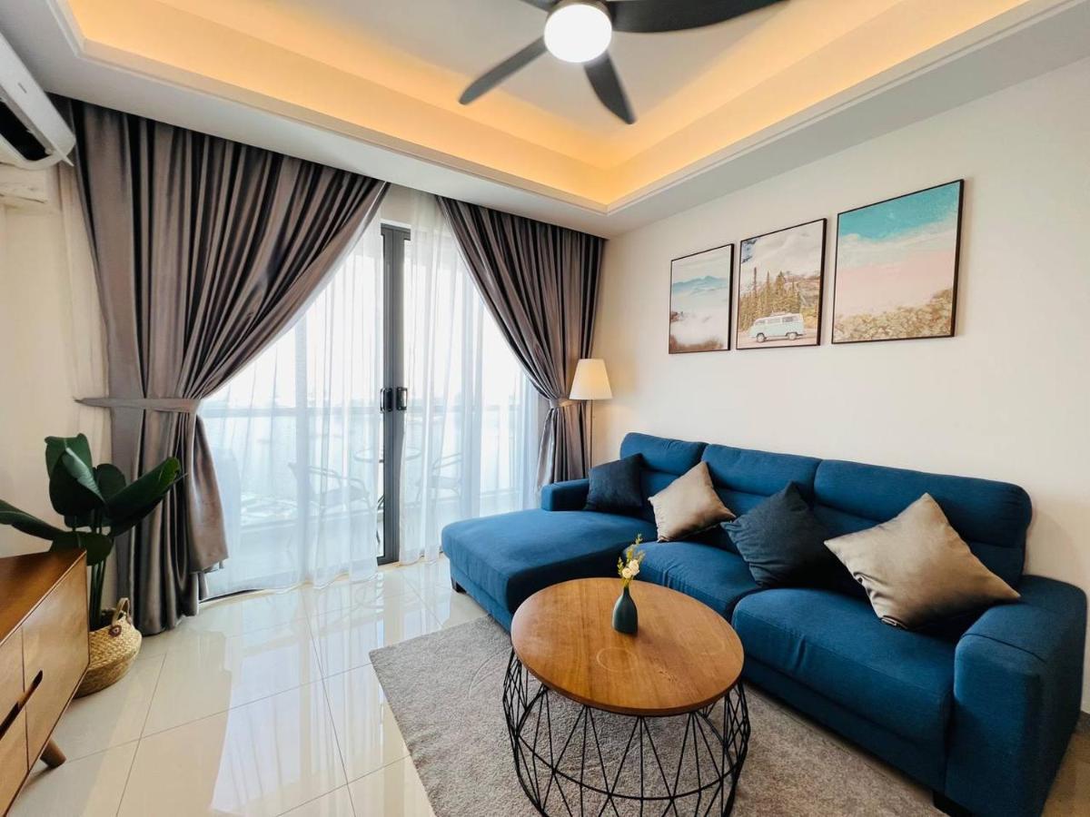 R&f Princess Cove At Anju Apartemen