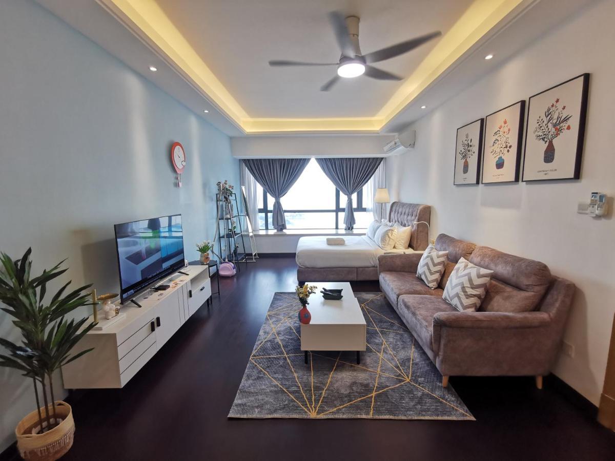 R&f Princess Cove At Anju * Johor Bahru