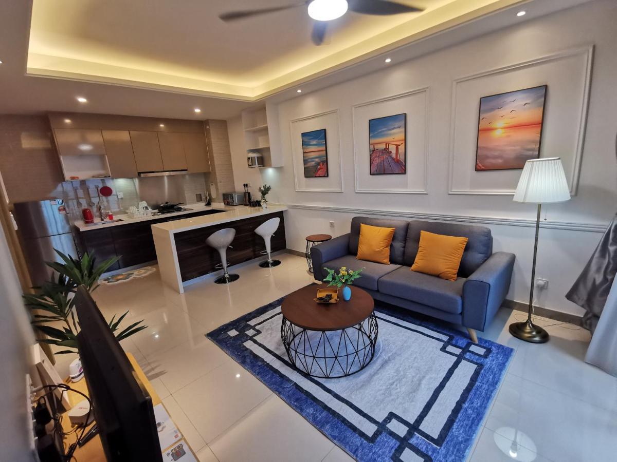 R&f Princess Cove At Anju Apartemen